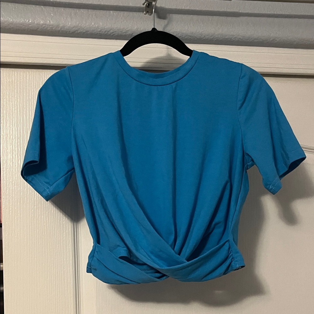 SHEIN Vibrant Blue Twist Front Tee